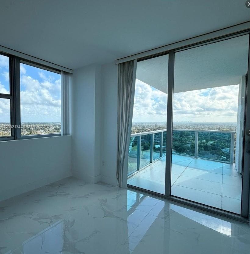 2641 N Flamingo Rd # 2208N, Sunrise, FL 33323 photo 7
