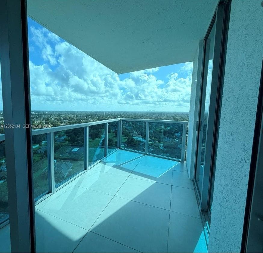 2641 N Flamingo Rd # 2208N, Sunrise, FL 33323 photo 10
