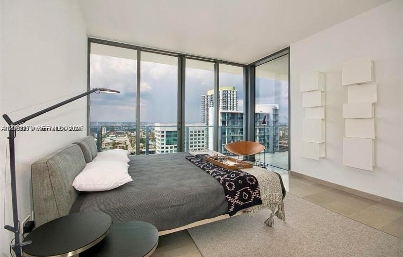 88 SW 7th St # 2712, Miami, FL 33130 photo 7