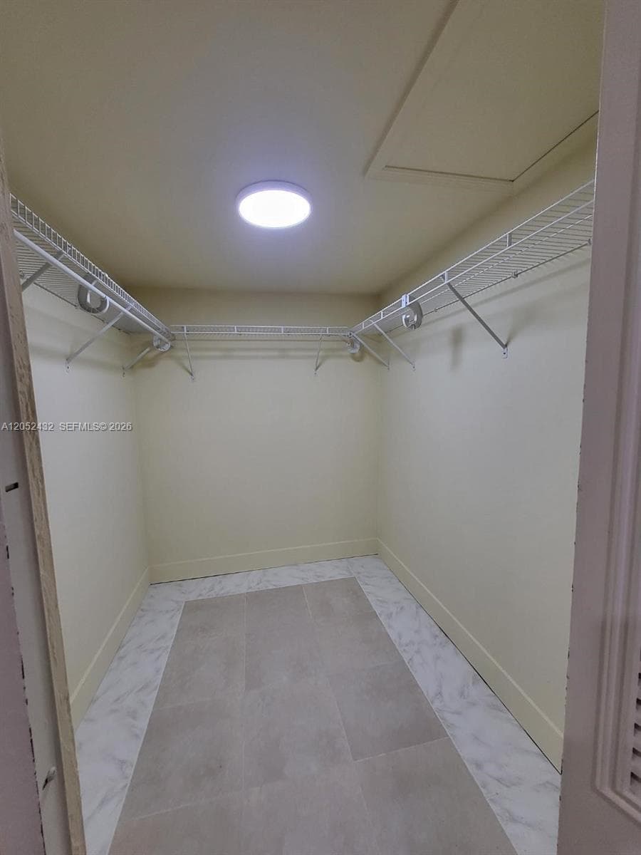 9477 SW 76th St # O4, Miami, FL 33173 photo 13