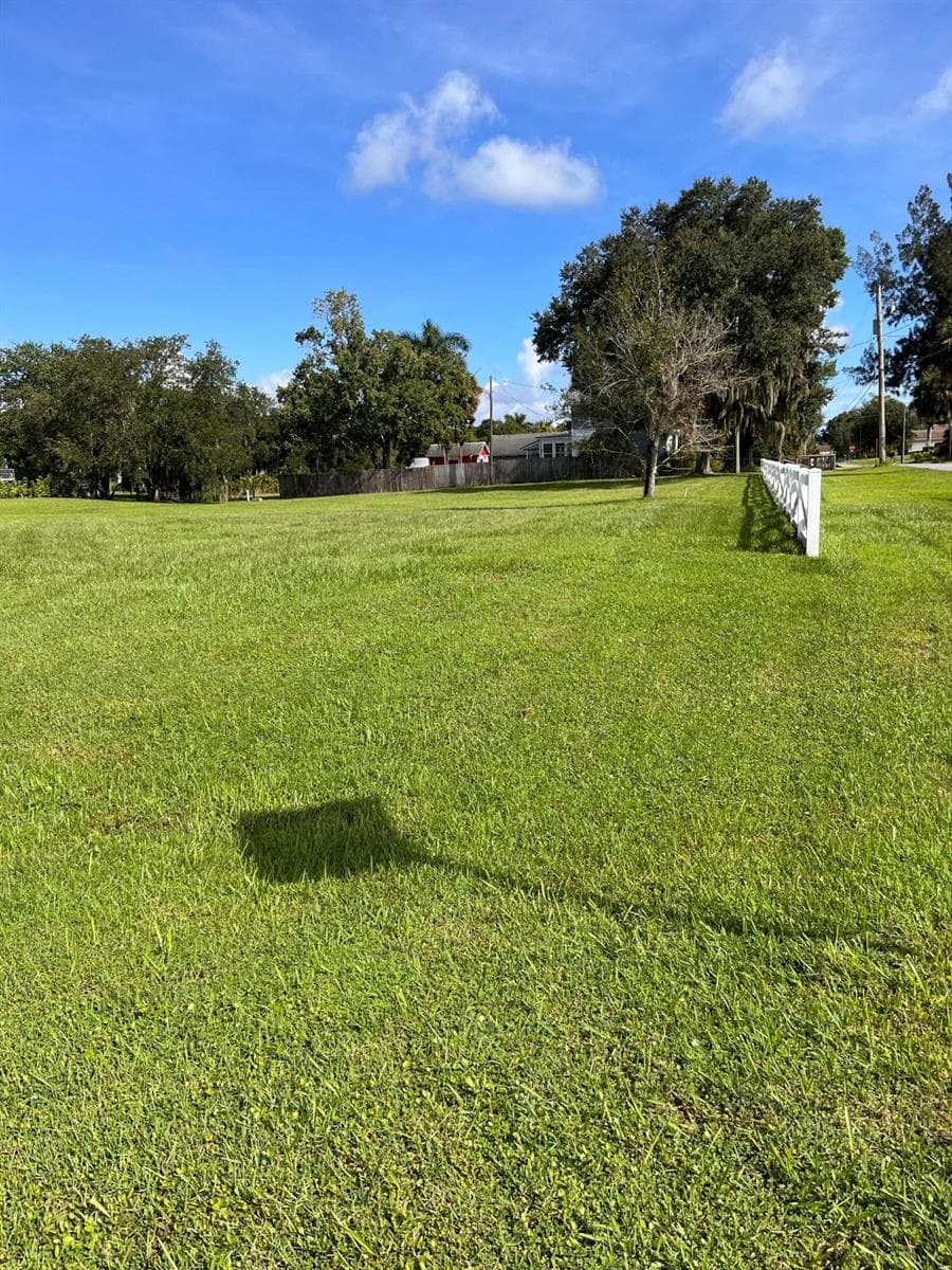 0 Tbd Court, Fort Pierce, FL 34945 photo 2