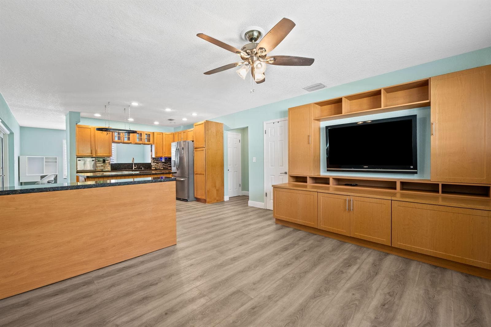 6131 SW 8th Street, Plantation, FL 33317 photo 9