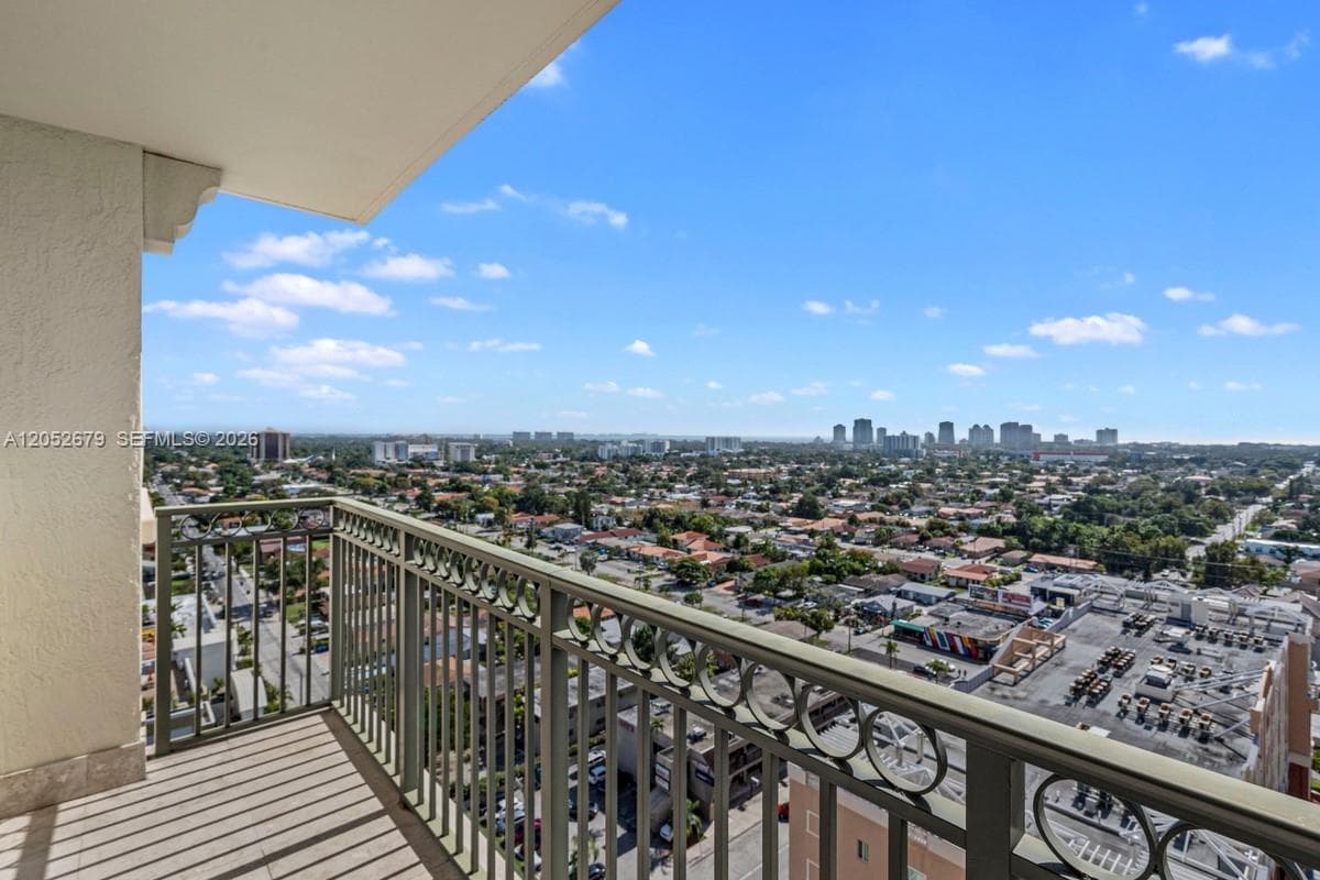 3232 SW 22nd St # 1701, Miami, FL 33145 photo 12