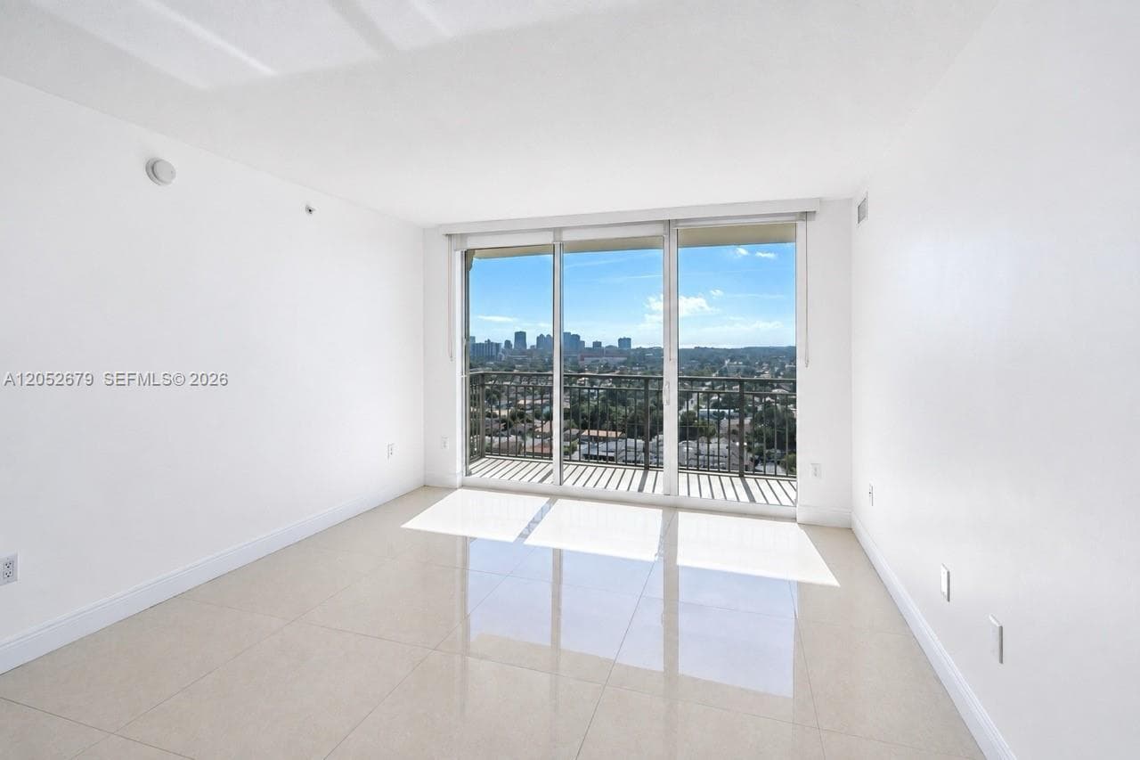 3232 SW 22nd St # 1701, Miami, FL 33145 photo 3