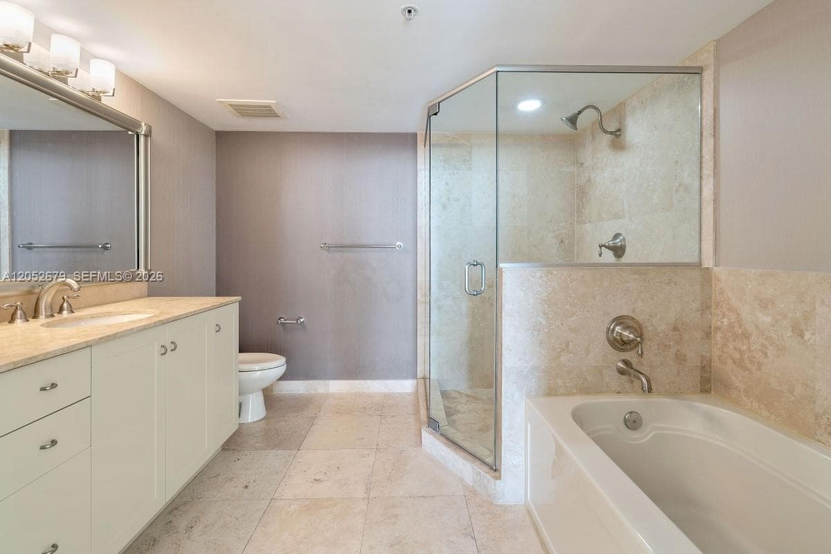 3232 SW 22nd St # 1701, Miami, FL 33145 photo 10