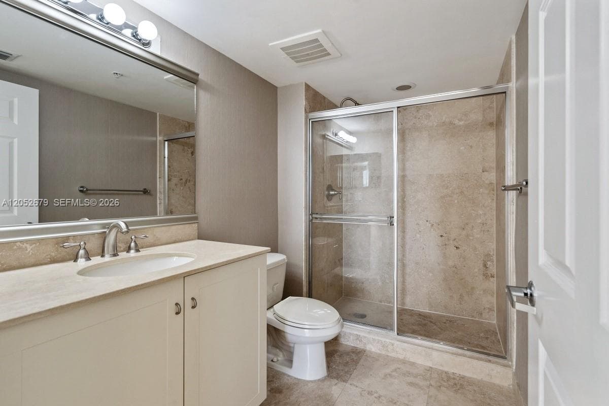 3232 SW 22nd St # 1701, Miami, FL 33145 photo 8