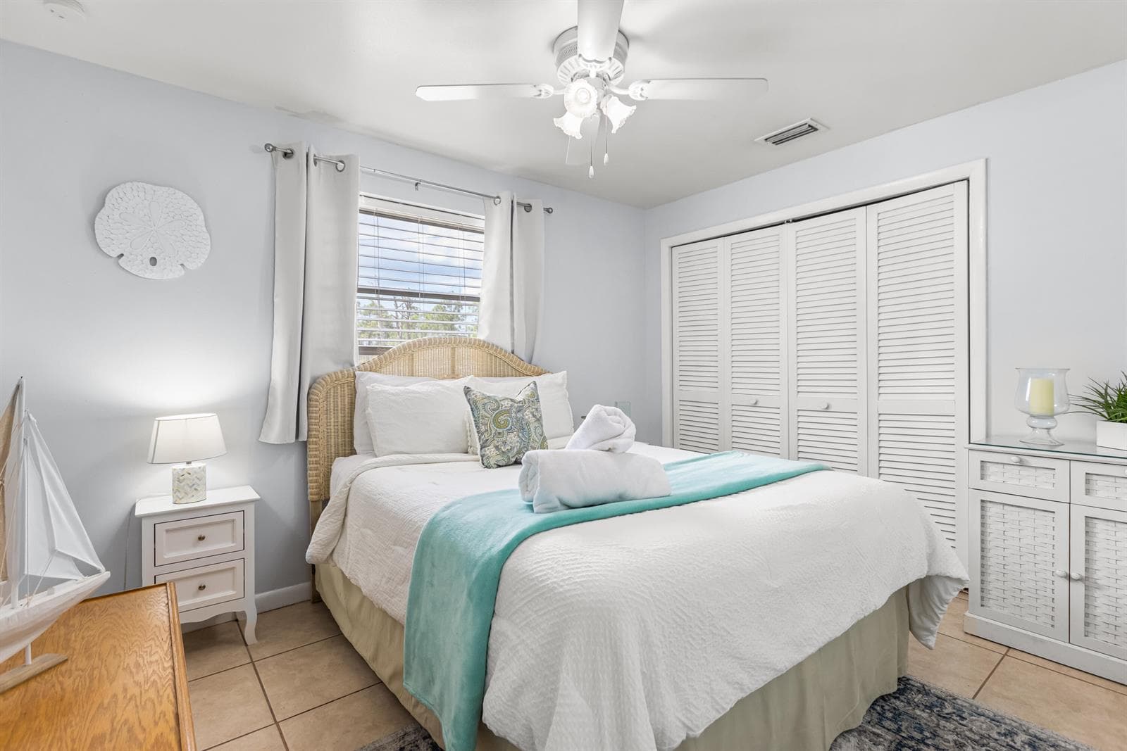 2191 THOMASSON Drive, Naples, FL 34112 photo 8