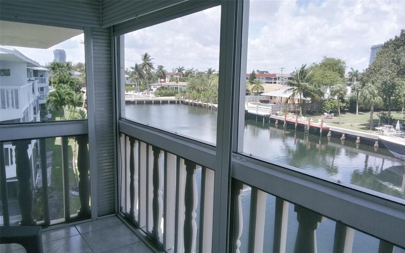 460 Paradise Isle Boulevard # 301, Hallandale Beach, FL 33009 photo 11
