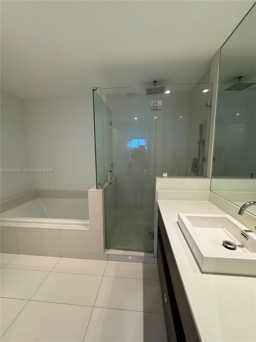 1100 S Miami Ave # 411, Miami, FL 33130 photo 8