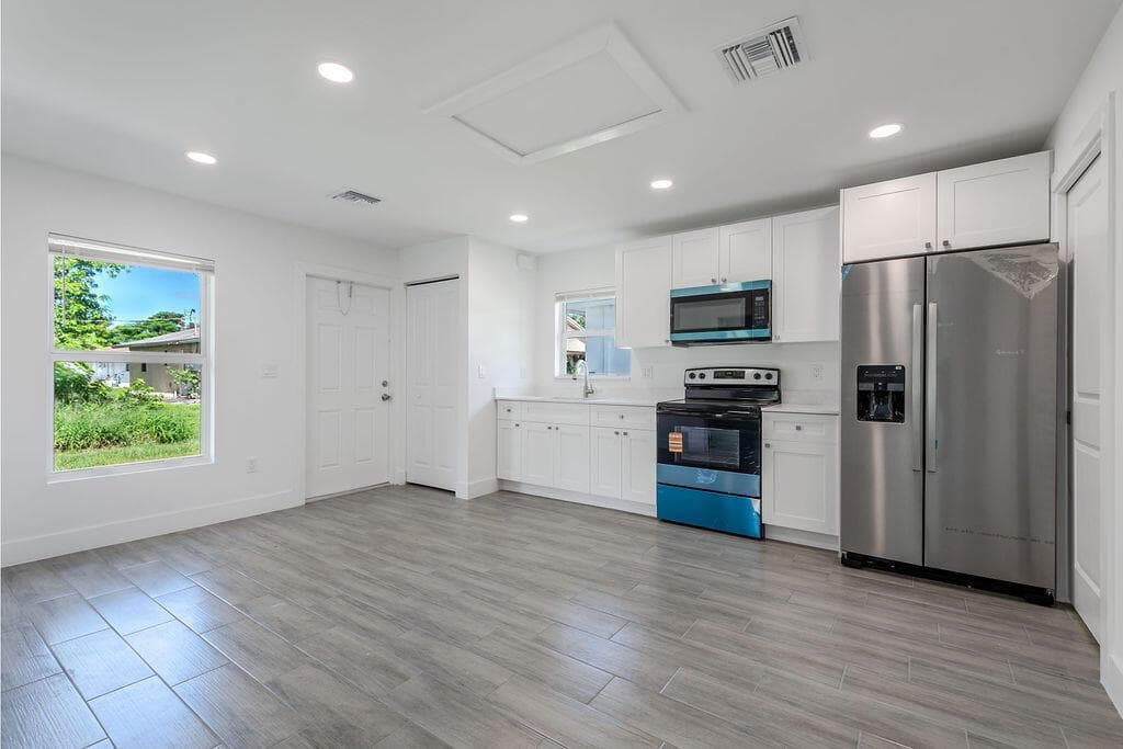 3018 SE Iris Street # 2, Stuart, FL 34997 photo 4