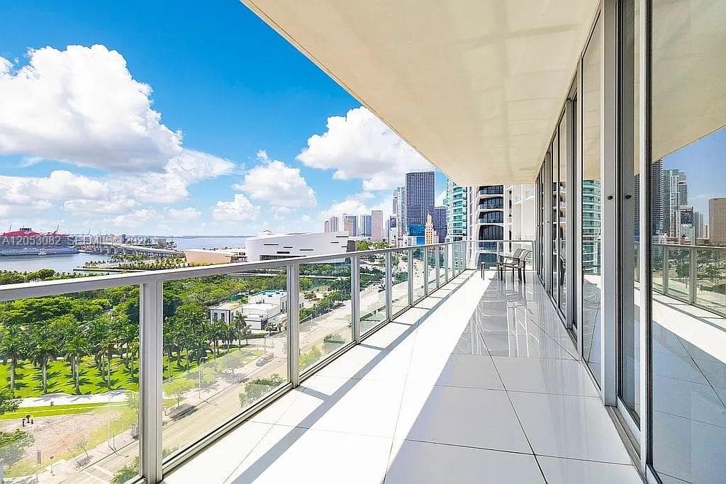 1100 Biscayne Blvd # 1501, Miami, FL 33132 photo 9