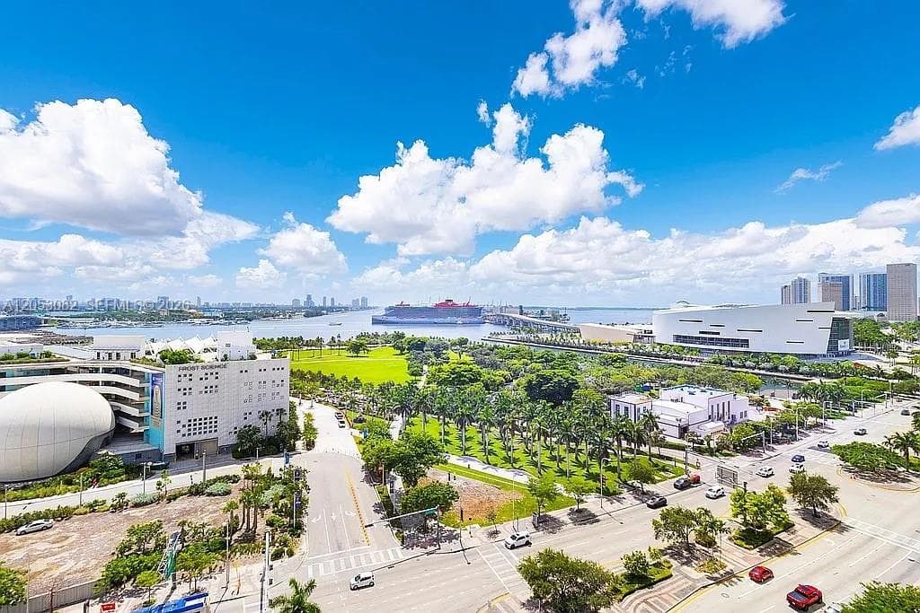 1100 Biscayne Blvd # 1501, Miami, FL 33132 photo 10