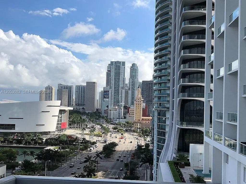 1100 Biscayne Blvd # 1501, Miami, FL 33132 photo 11