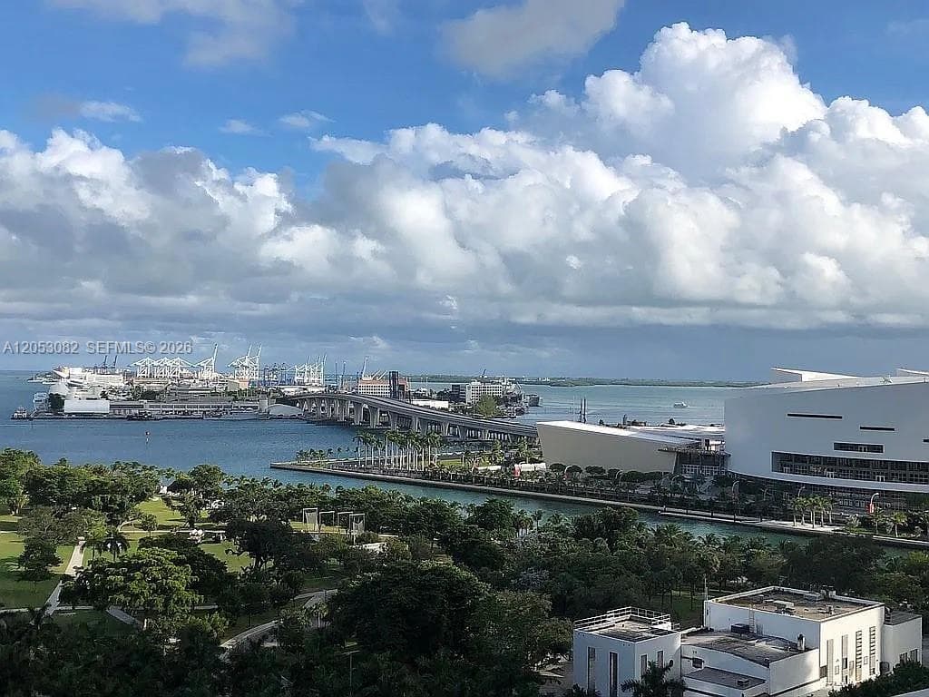 1100 Biscayne Blvd # 1501, Miami, FL 33132 photo 8