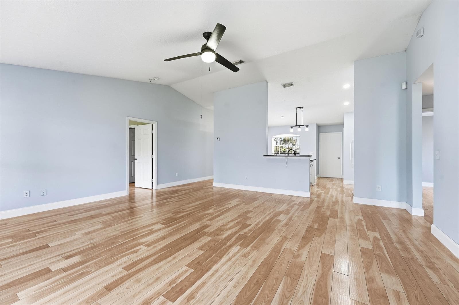 292 SW Pagoda Terrace, Port St. Lucie, FL 34984 photo 6