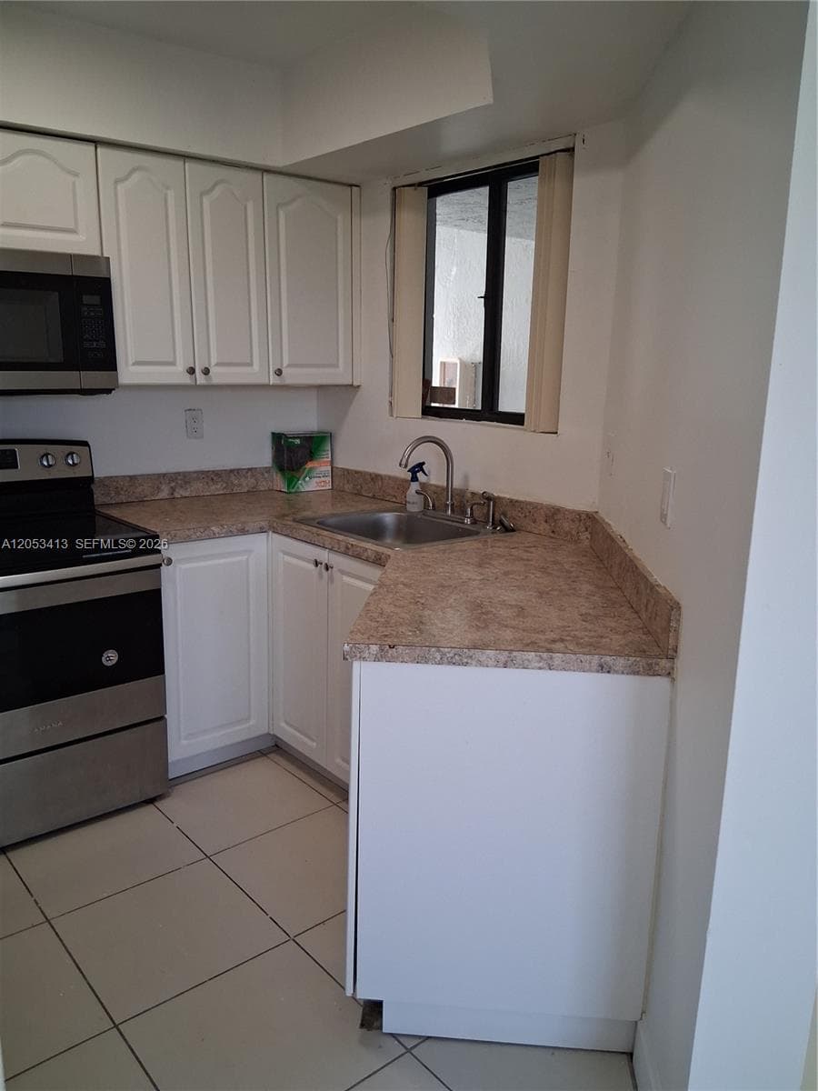 8255 SW 152nd Av # E-403, Unincorporated Dade County, FL 33193 photo 8
