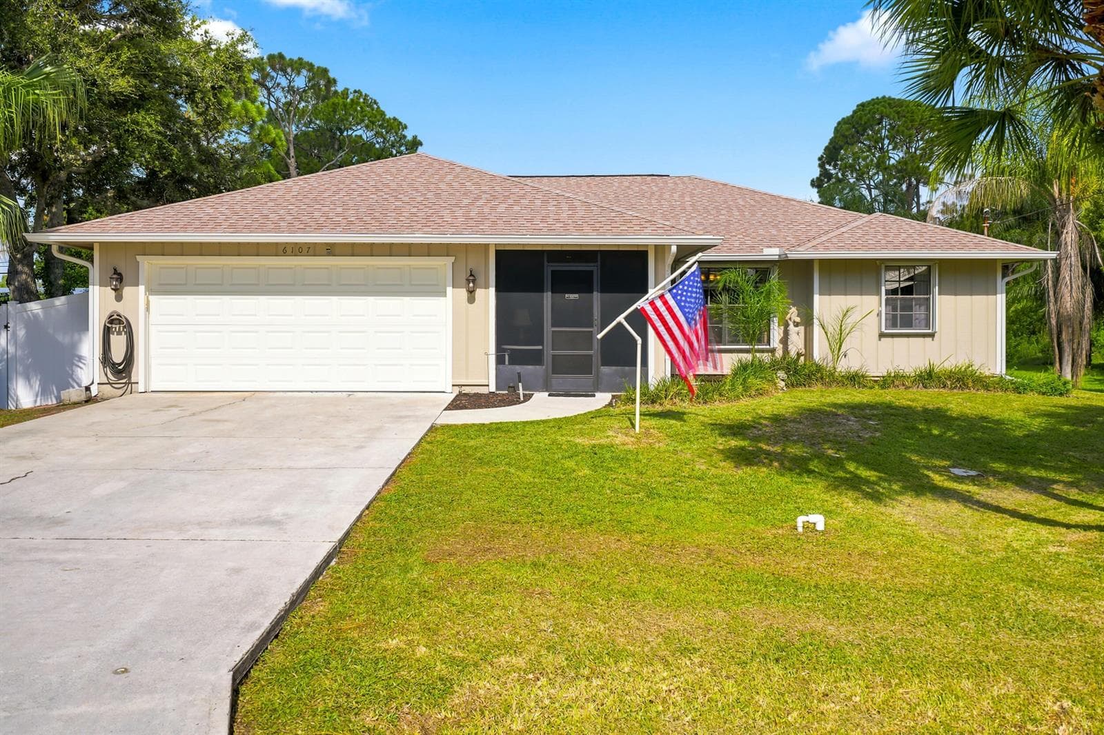 6107 BAMBOO Drive, Fort Pierce, FL 34982 photo 5