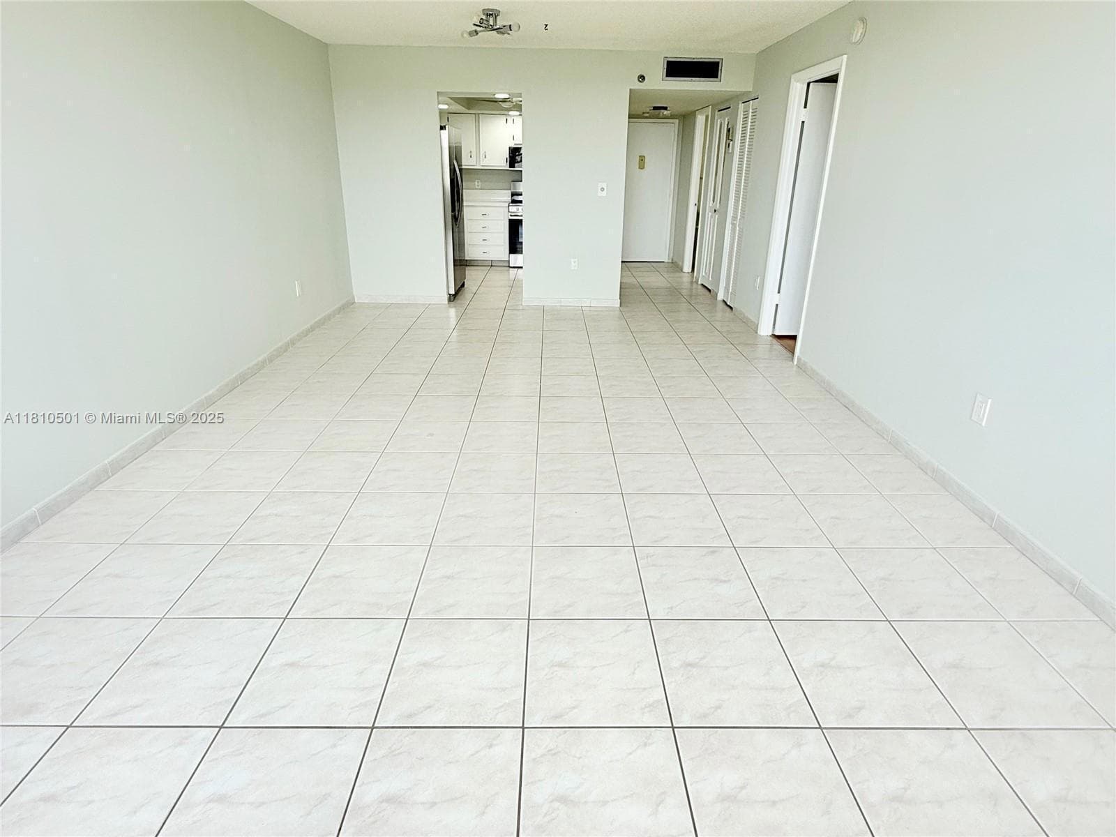 1300 SAINT CHARLES Place # 706, Pembroke Pines, FL 33026 photo 7