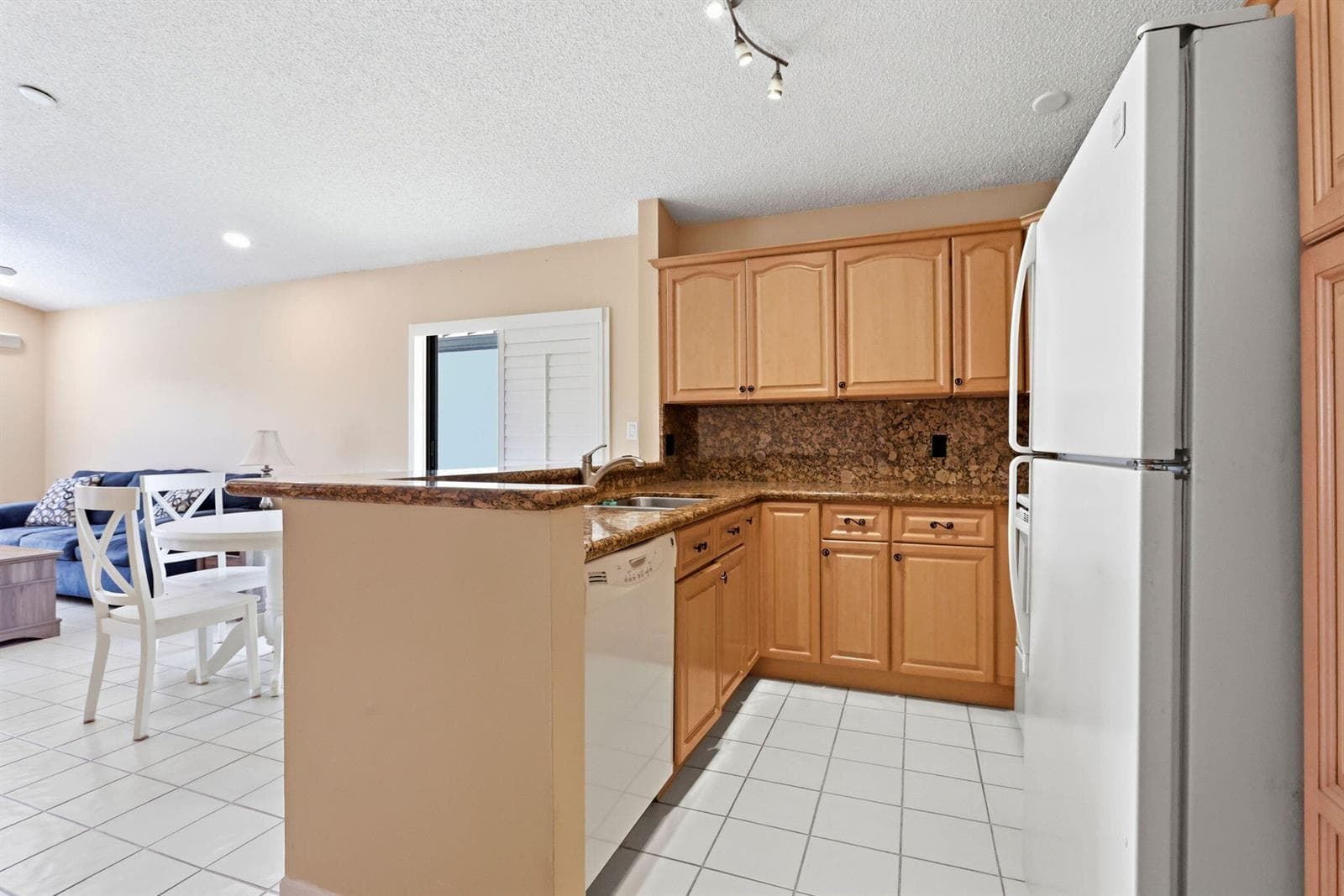 20986 Rustlewood Avenue, Boca Raton, FL 33428 photo 11