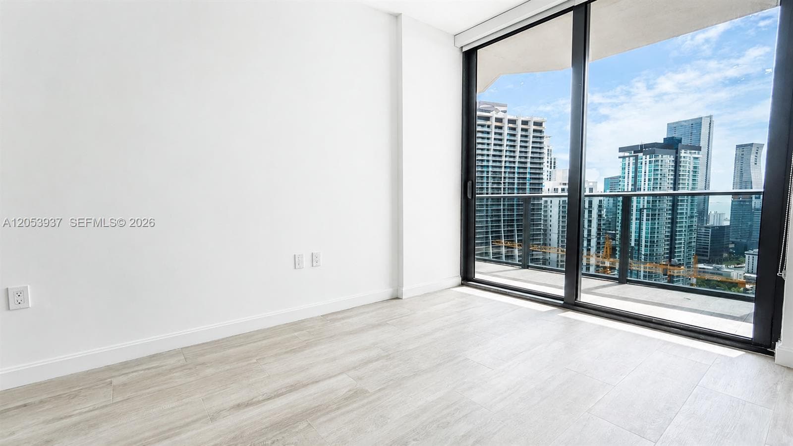 45 SW 9th St # 3303, Miami, FL 33130 photo 8