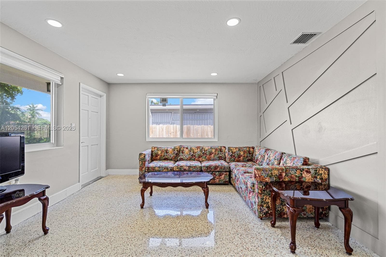 766 E 36th St, Hialeah, FL 33013 photo 10
