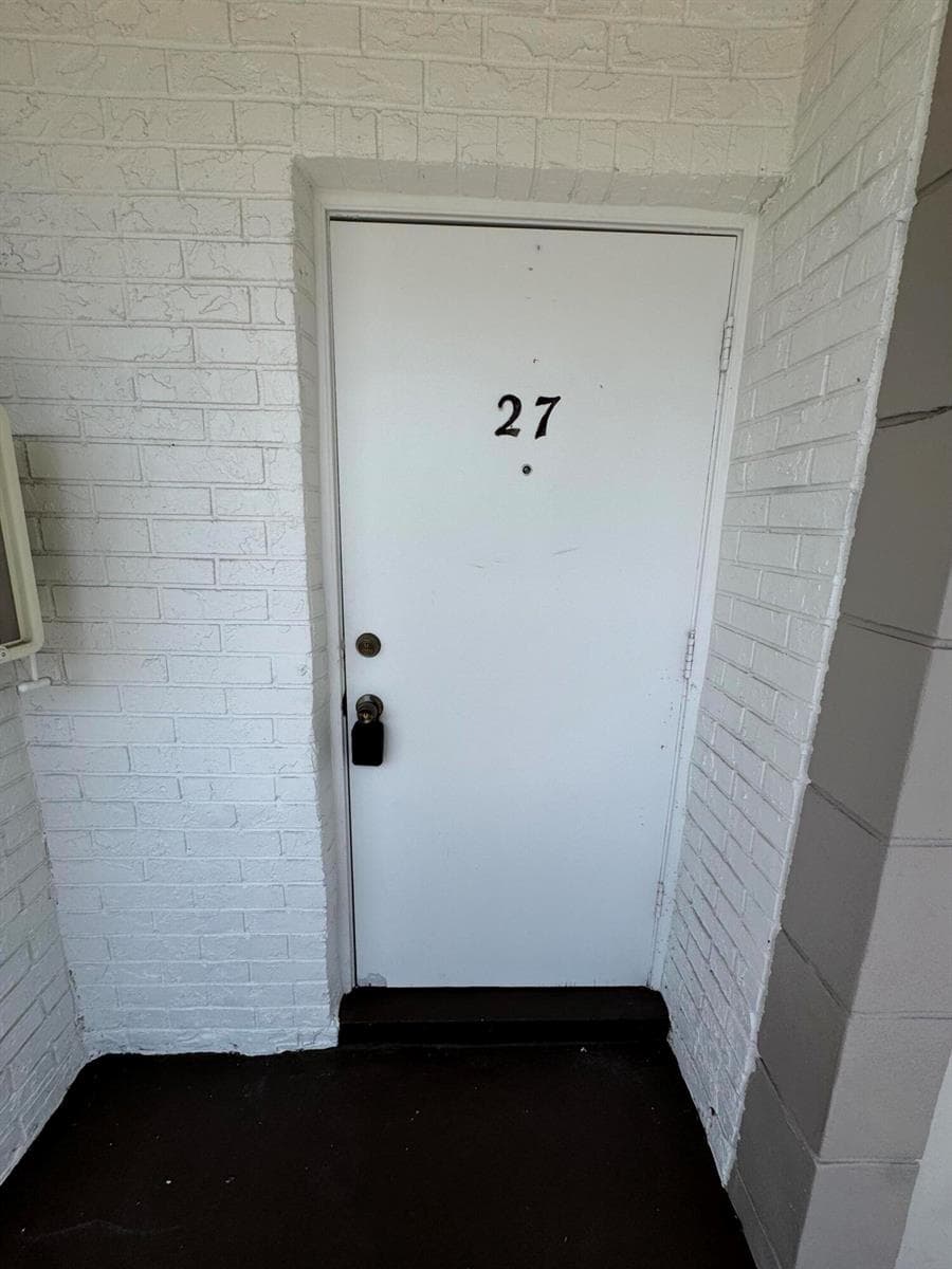 610 SE 2nd Avenue # L27, Deerfield Beach, FL 33441 photo 6