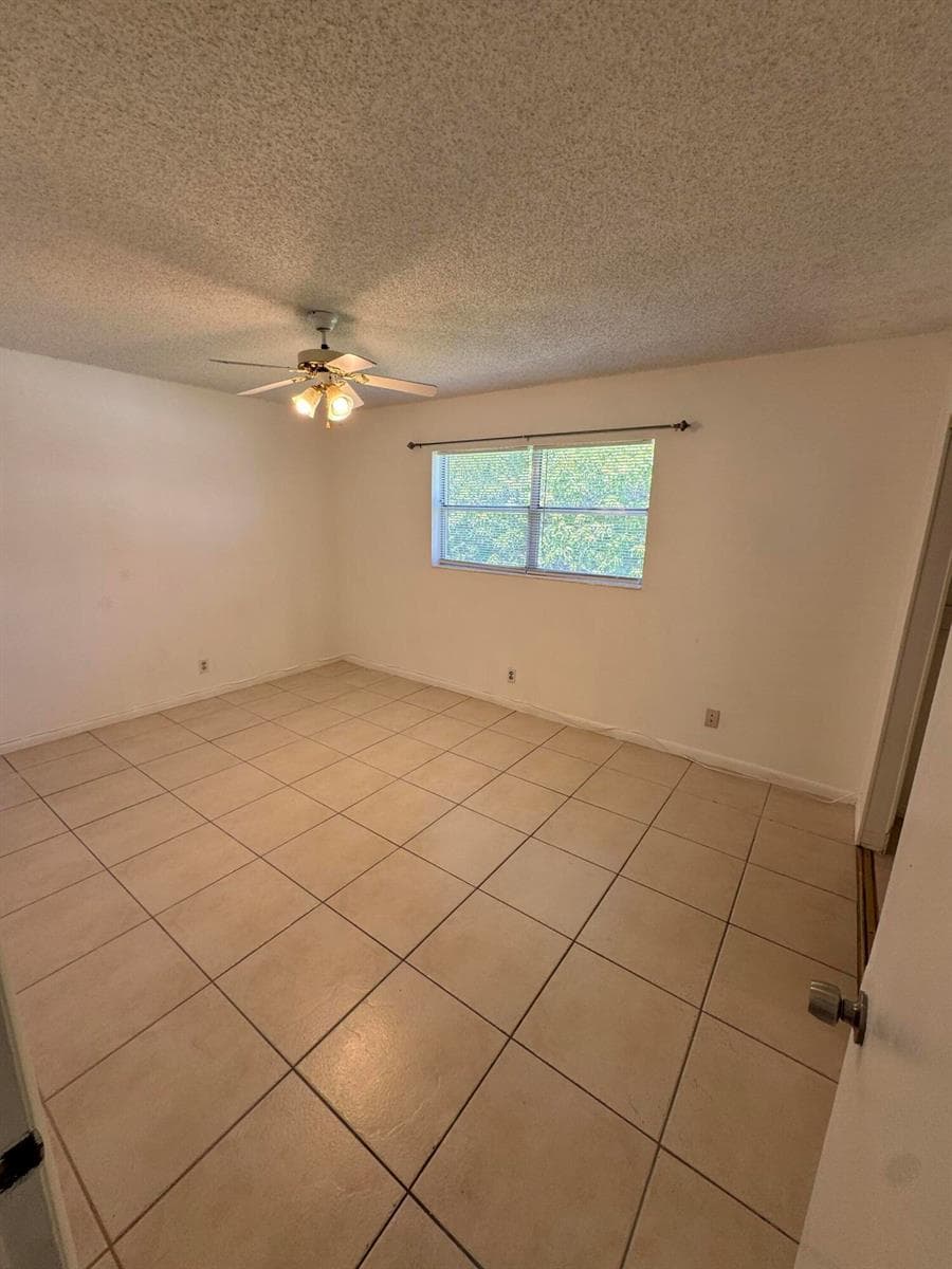 610 SE 2nd Avenue # L27, Deerfield Beach, FL 33441 photo 13