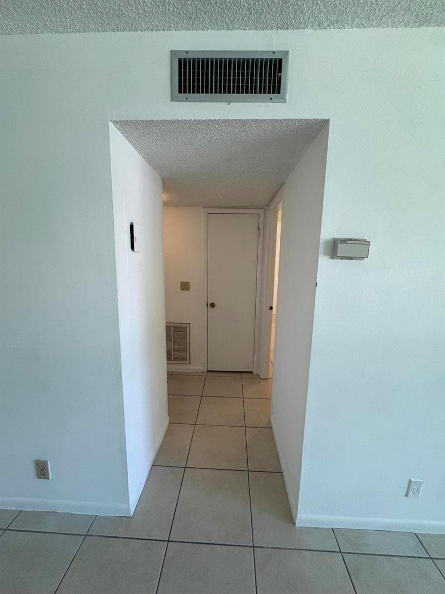 610 SE 2nd Avenue # L27, Deerfield Beach, FL 33441 photo 12