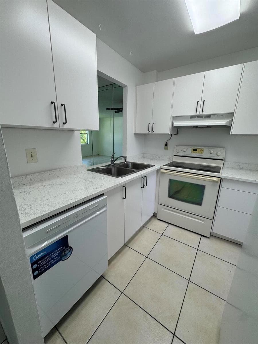 610 SE 2nd Avenue # L27, Deerfield Beach, FL 33441 photo 7