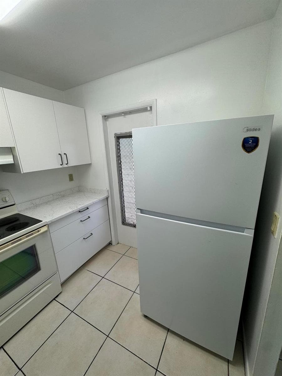 610 SE 2nd Avenue # L27, Deerfield Beach, FL 33441 photo 8