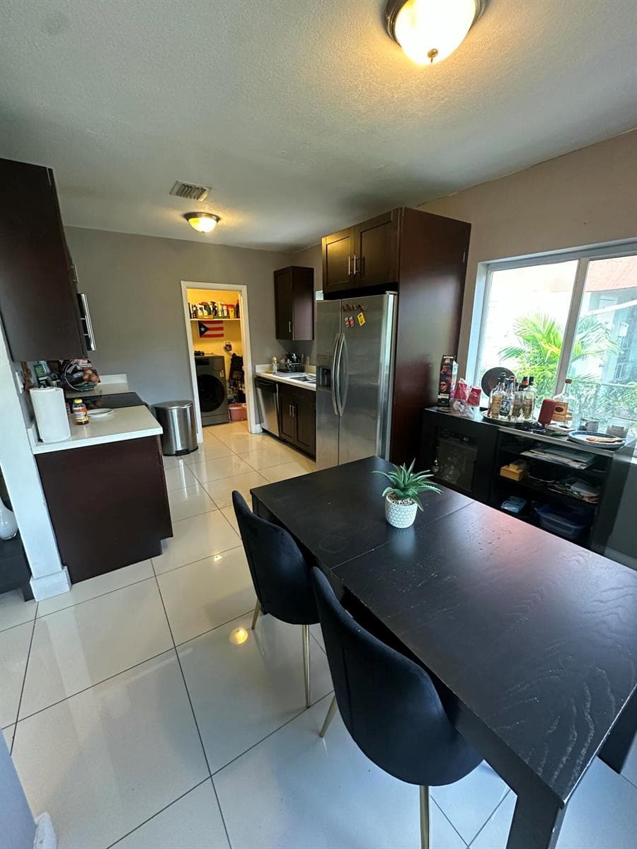 11150 Peachtree Drive, Miami, FL 33161 photo 7