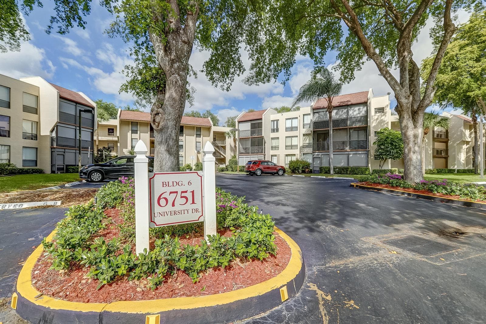 6751 N UNIVERSITY Drive # 302, Tamarac, FL 33321 photo 2