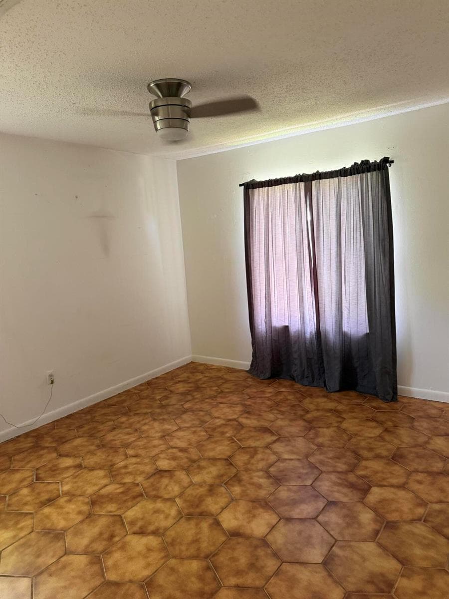 3079 Indian Trail, Lake Worth, FL 33462 photo 12