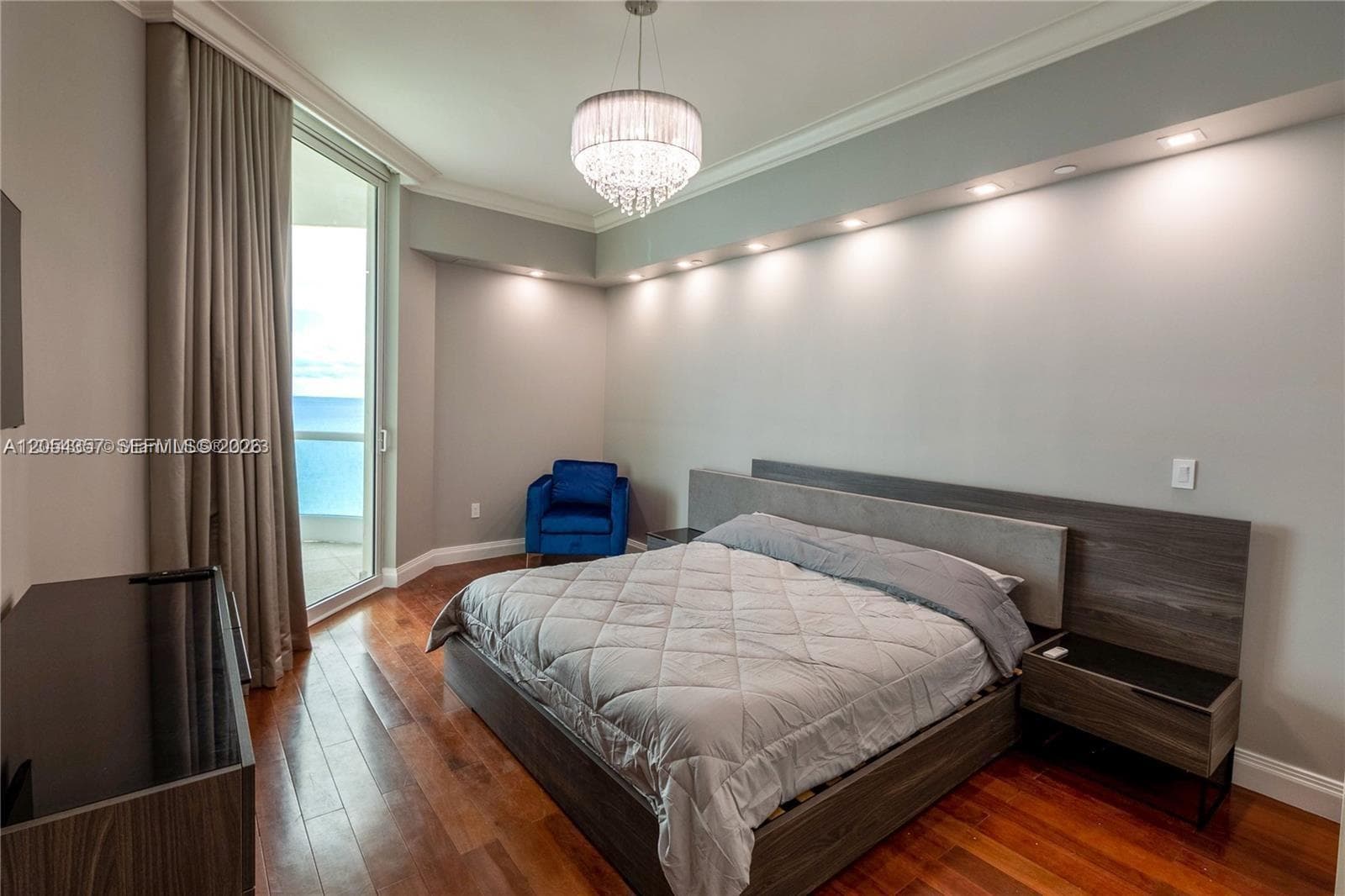 16051 Collins Ave # 2402, Sunny Isles Beach, FL 33160 photo 9