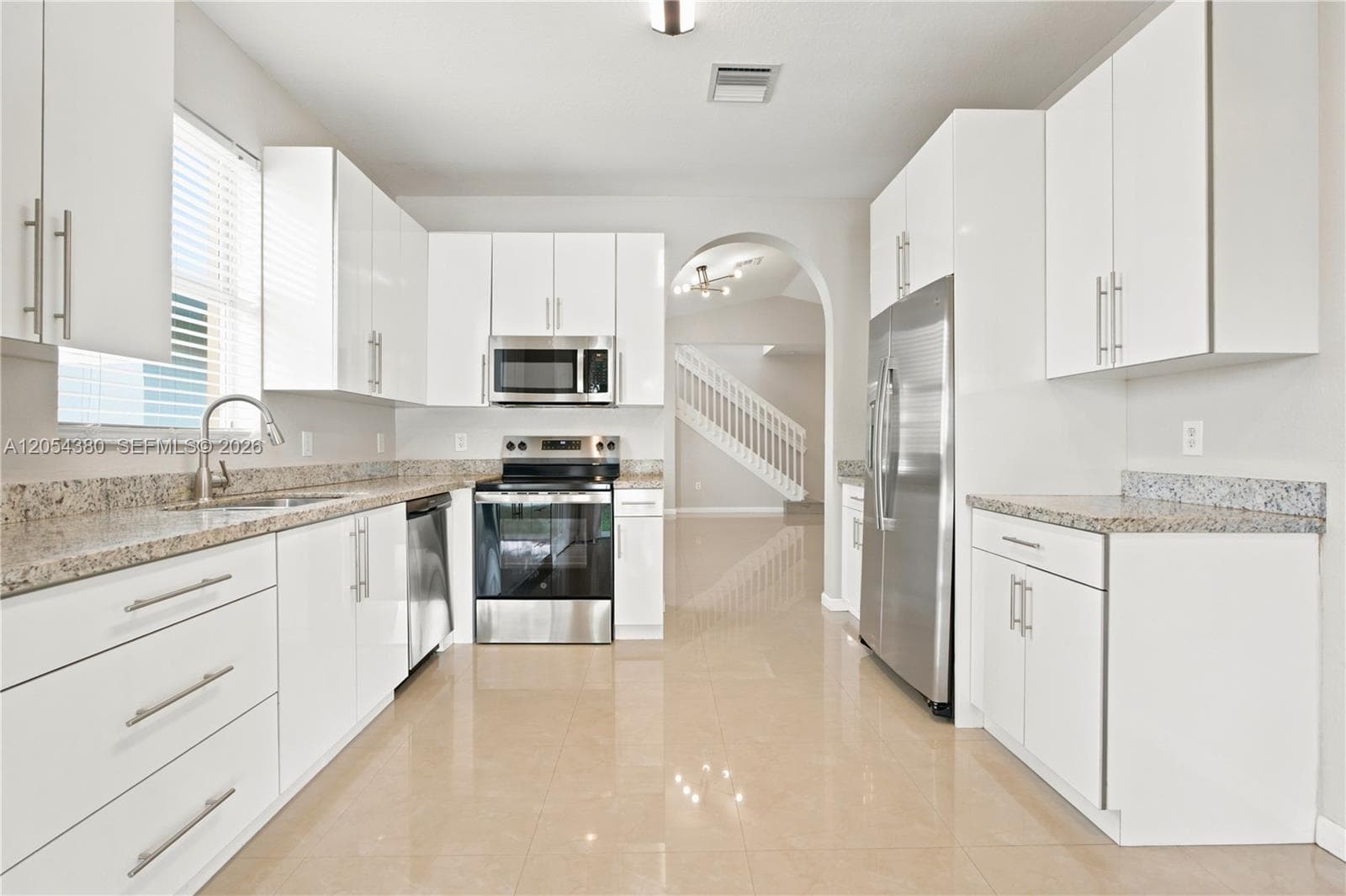 3710 NE 22nd Pl, Homestead, FL 33033 photo 7