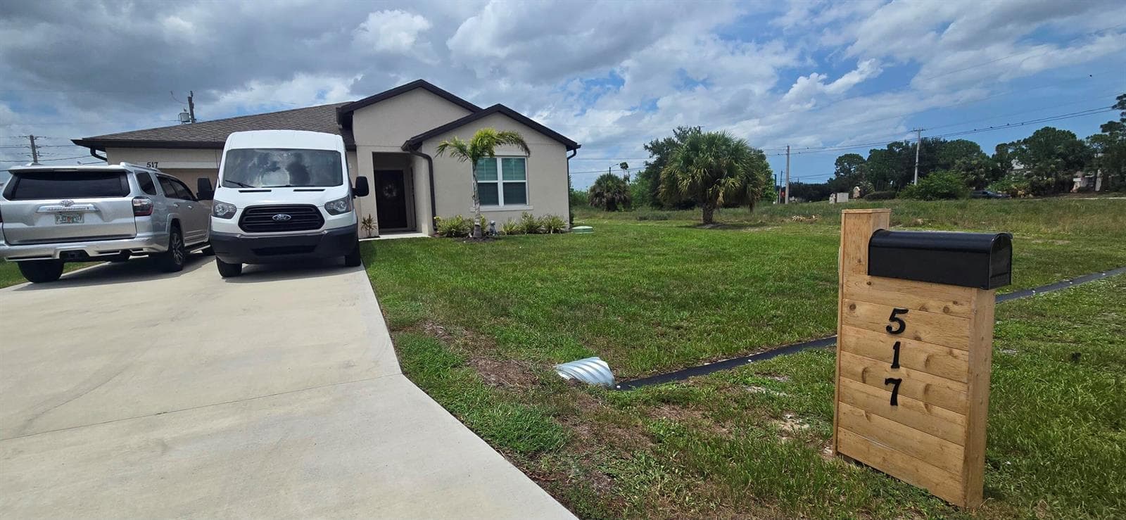 517 SW Halden Avenue, Port St. Lucie, FL 34953 photo 3