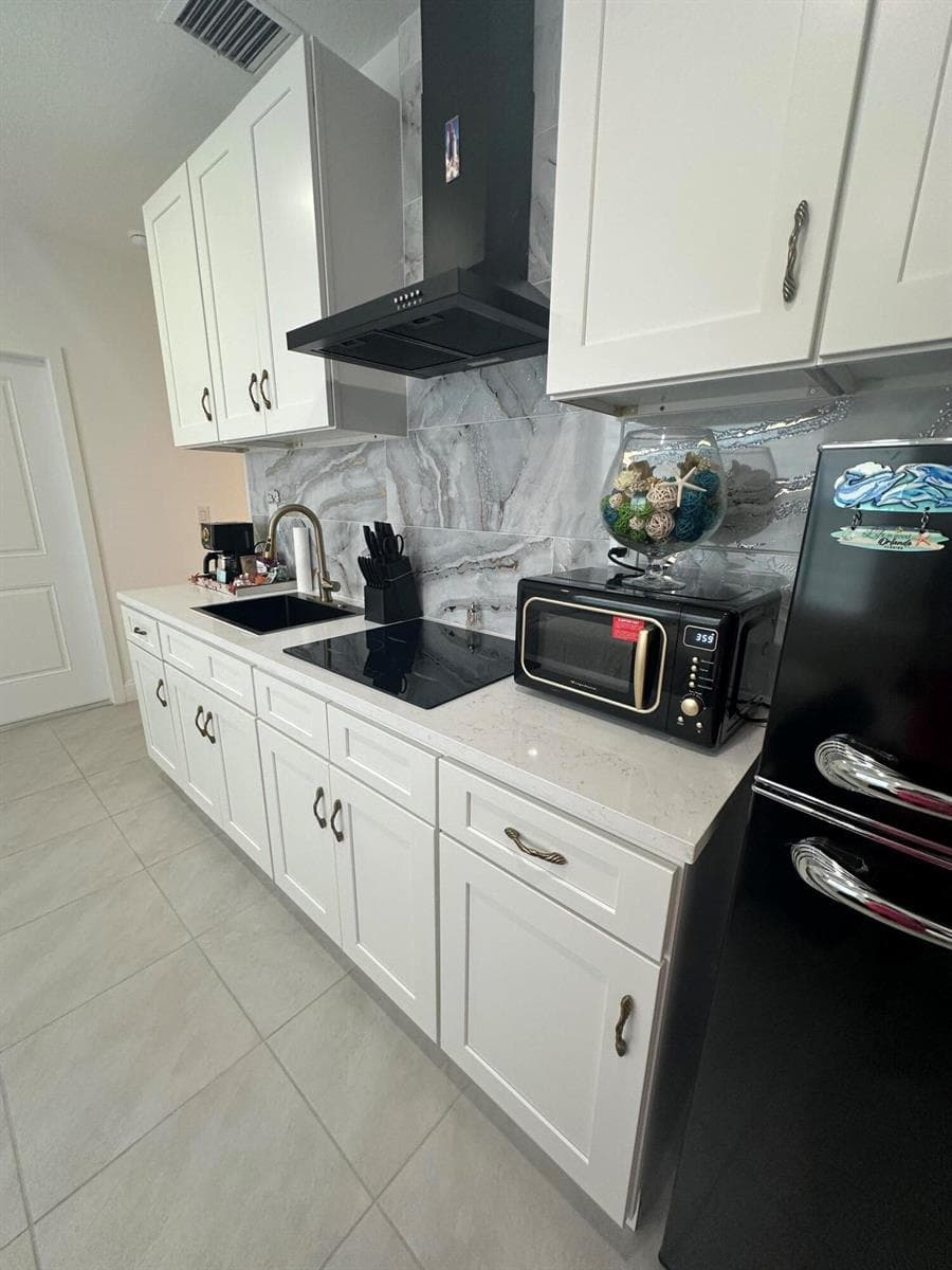 517 SW Halden Avenue, Port St. Lucie, FL 34953 photo 8