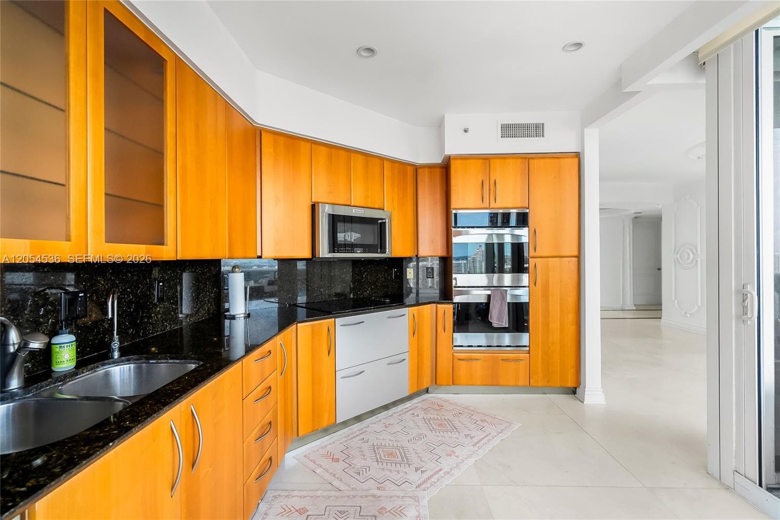 19111 Collins Ave # 3406, Sunny Isles Beach, FL 33160 photo 4
