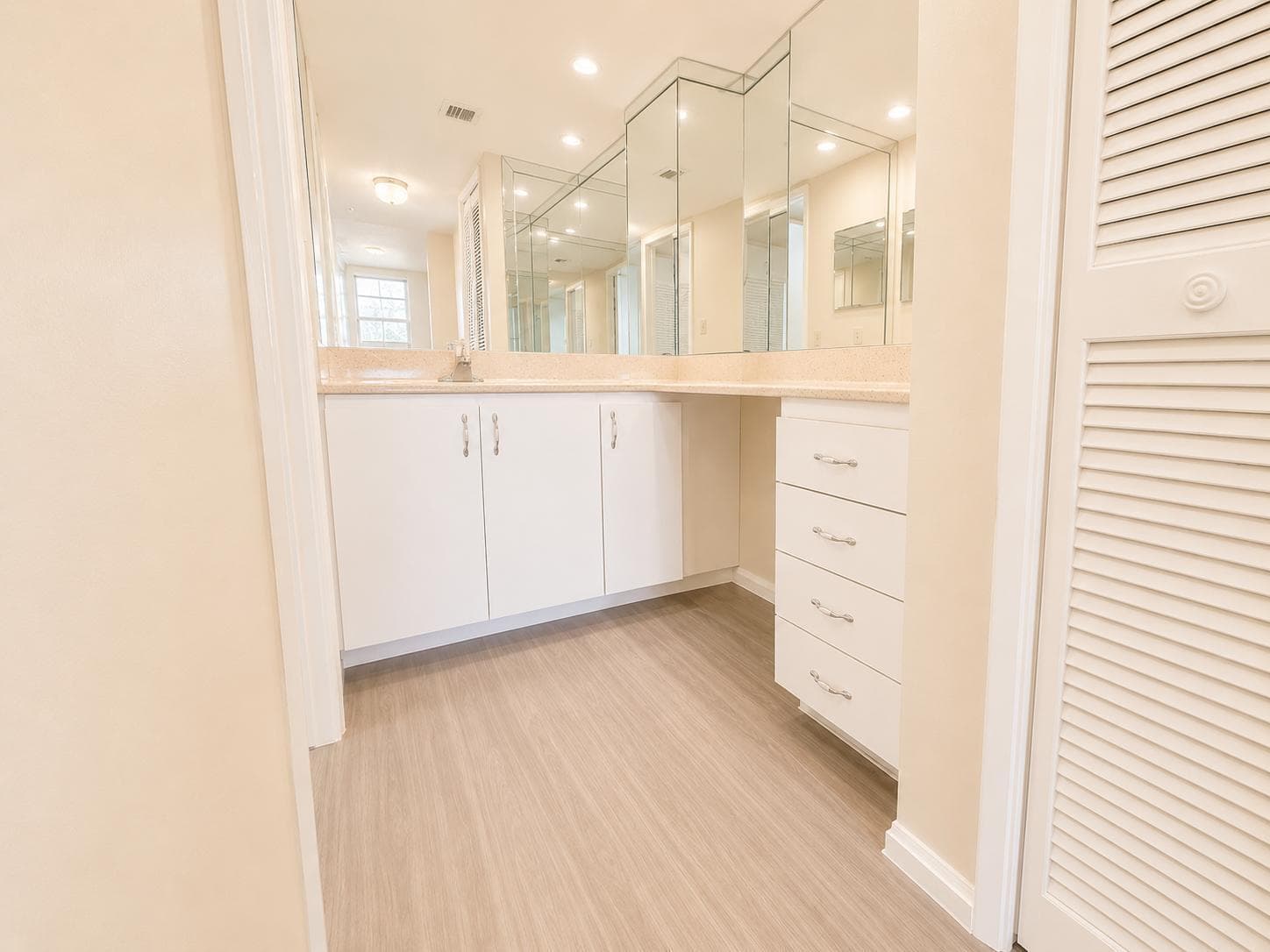 3520 Oaks Way # 402, Pompano Beach, FL 33069 photo 12