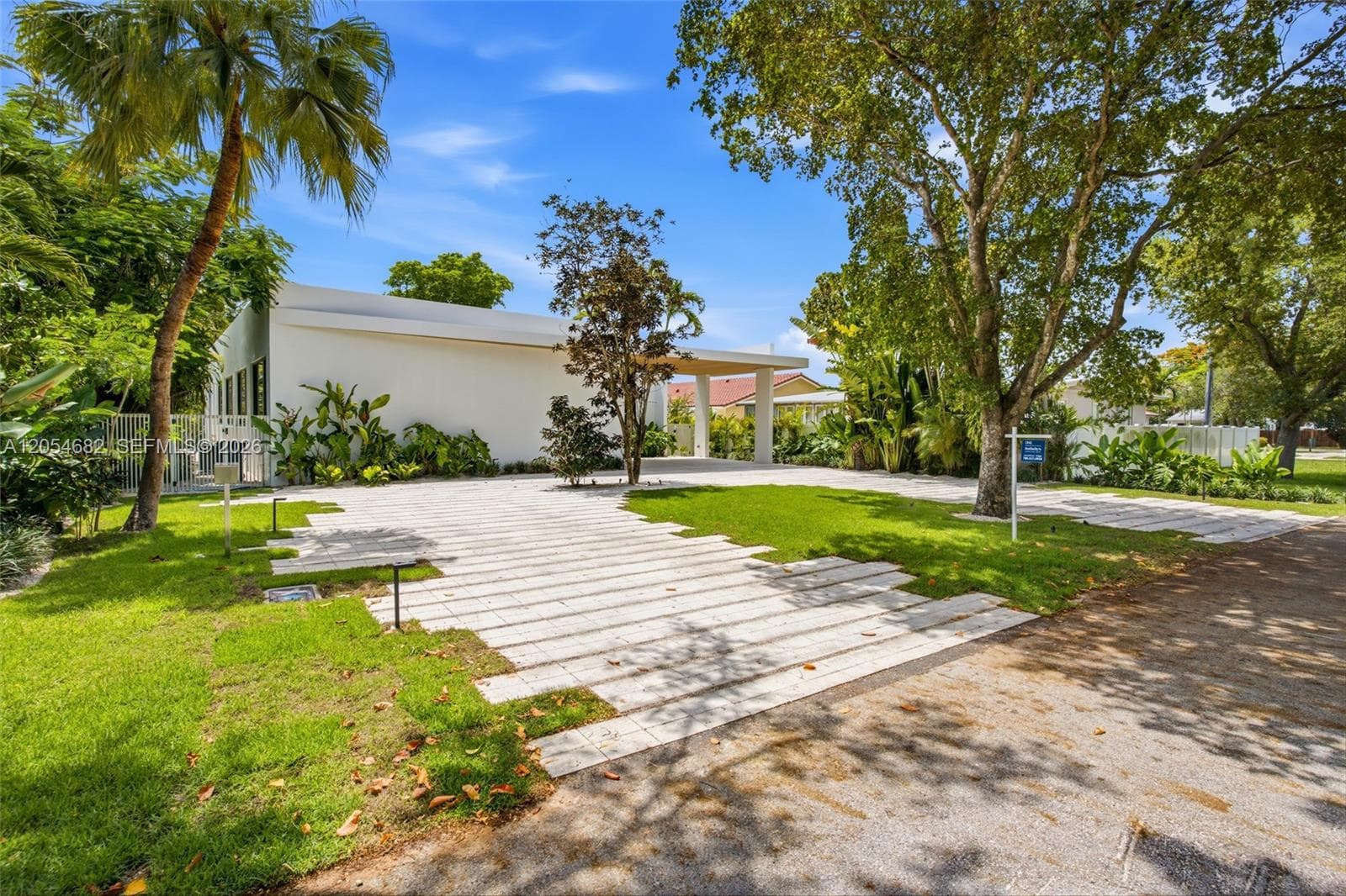 188 Cherokee St, Miami Springs, FL 33166 photo 8