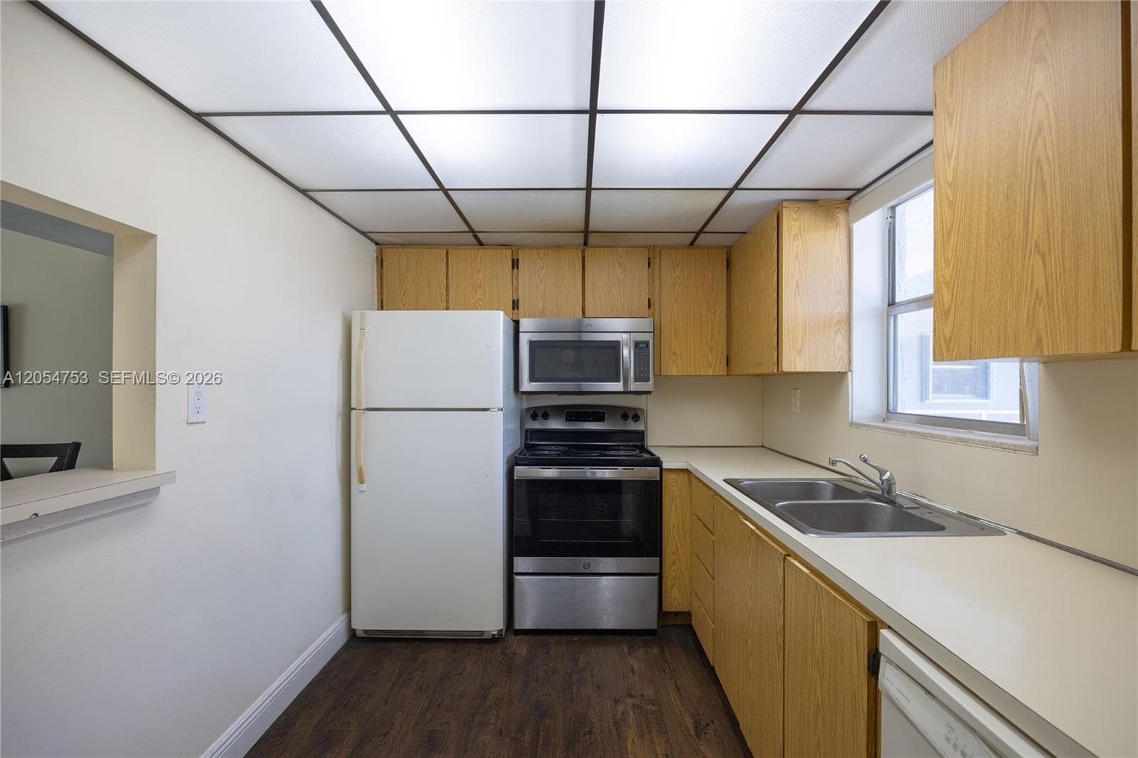 9365 Fontainebleau Blvd # E205, Miami, FL 33172 photo 6
