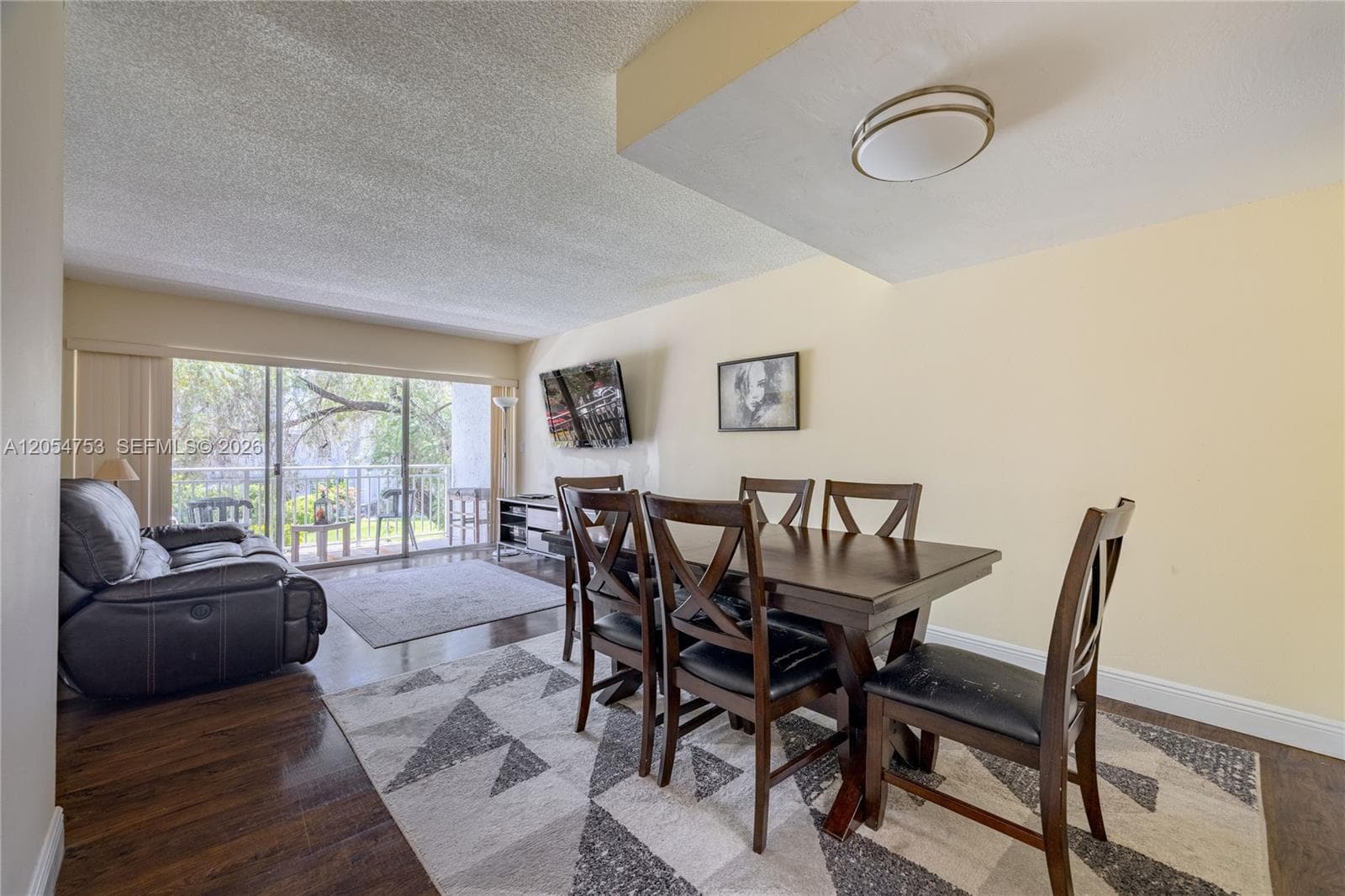 9365 Fontainebleau Blvd # E205, Miami, FL 33172 photo 7