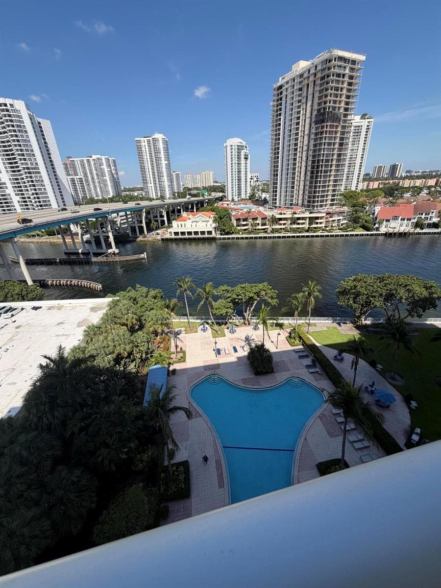 19390 Collins Avenue # 1103, Sunny Isles Beach, FL 33160 photo 7