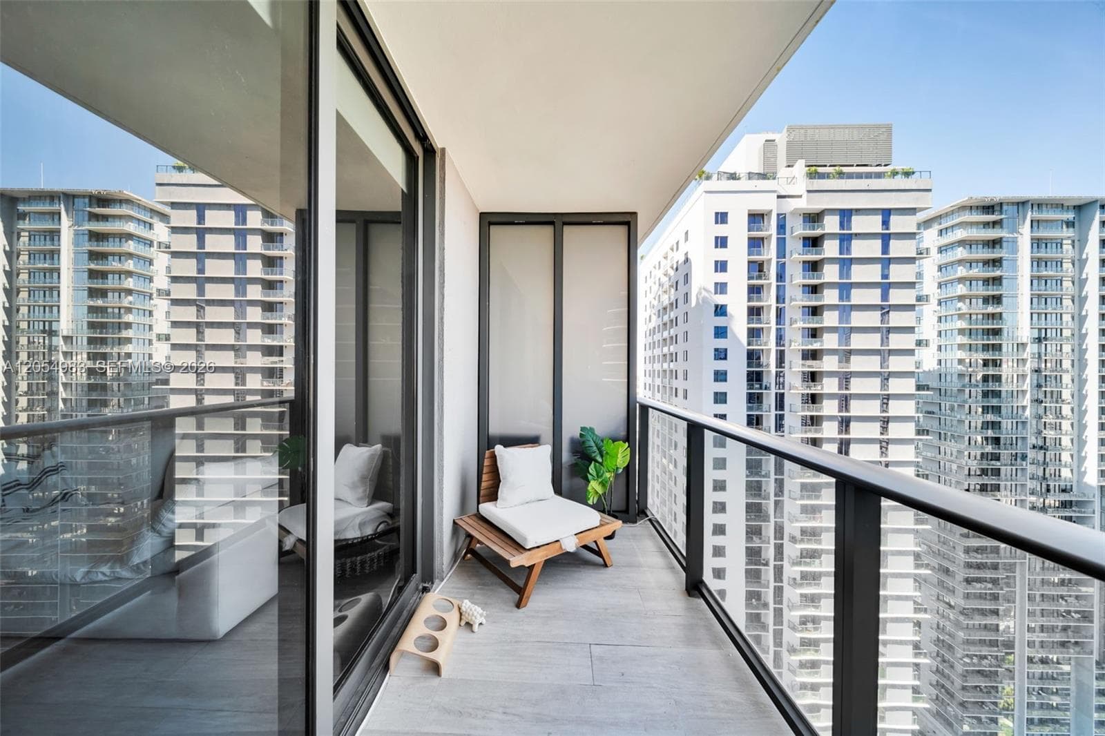 45 SW 9th St # 3909, Miami, FL 33130 photo 11