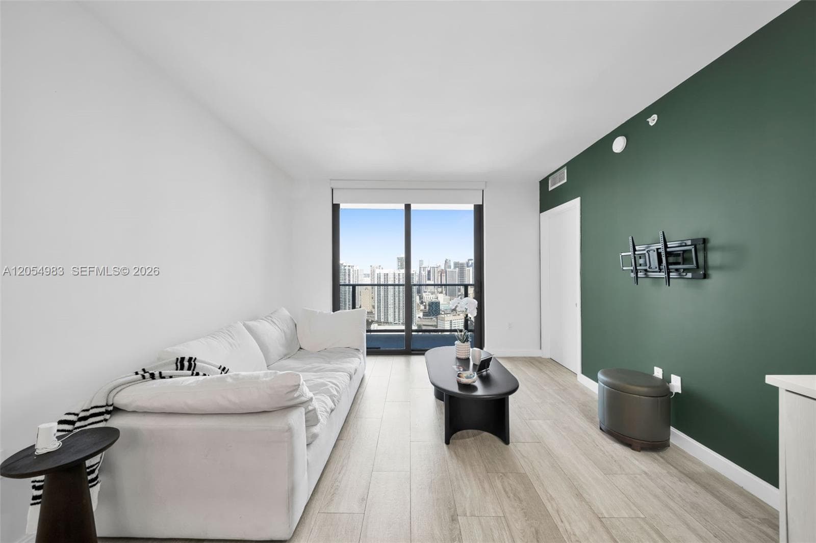 45 SW 9th St # 3909, Miami, FL 33130 photo 8