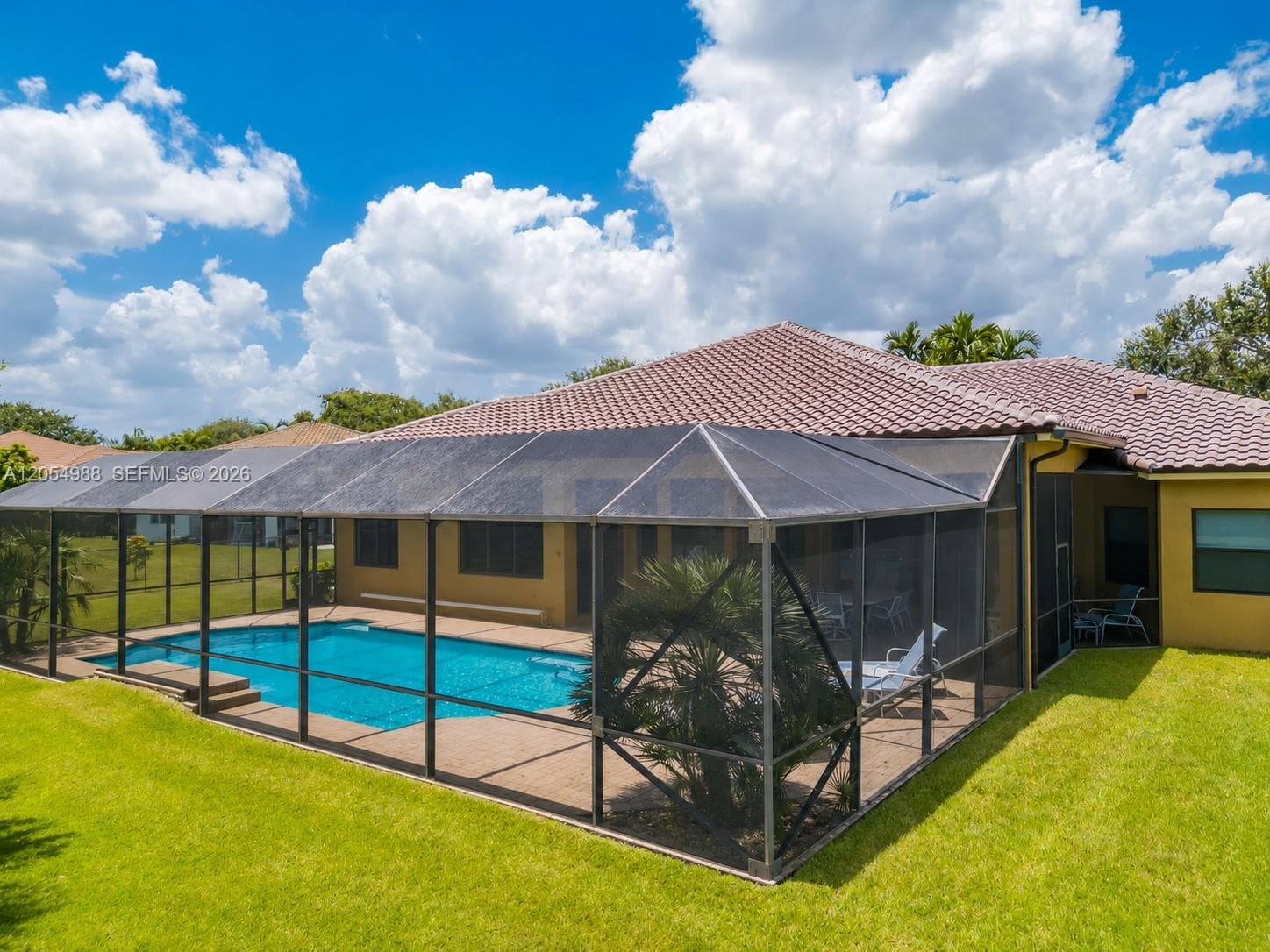 13860 SW 40th St, Davie, FL 33330 photo 2