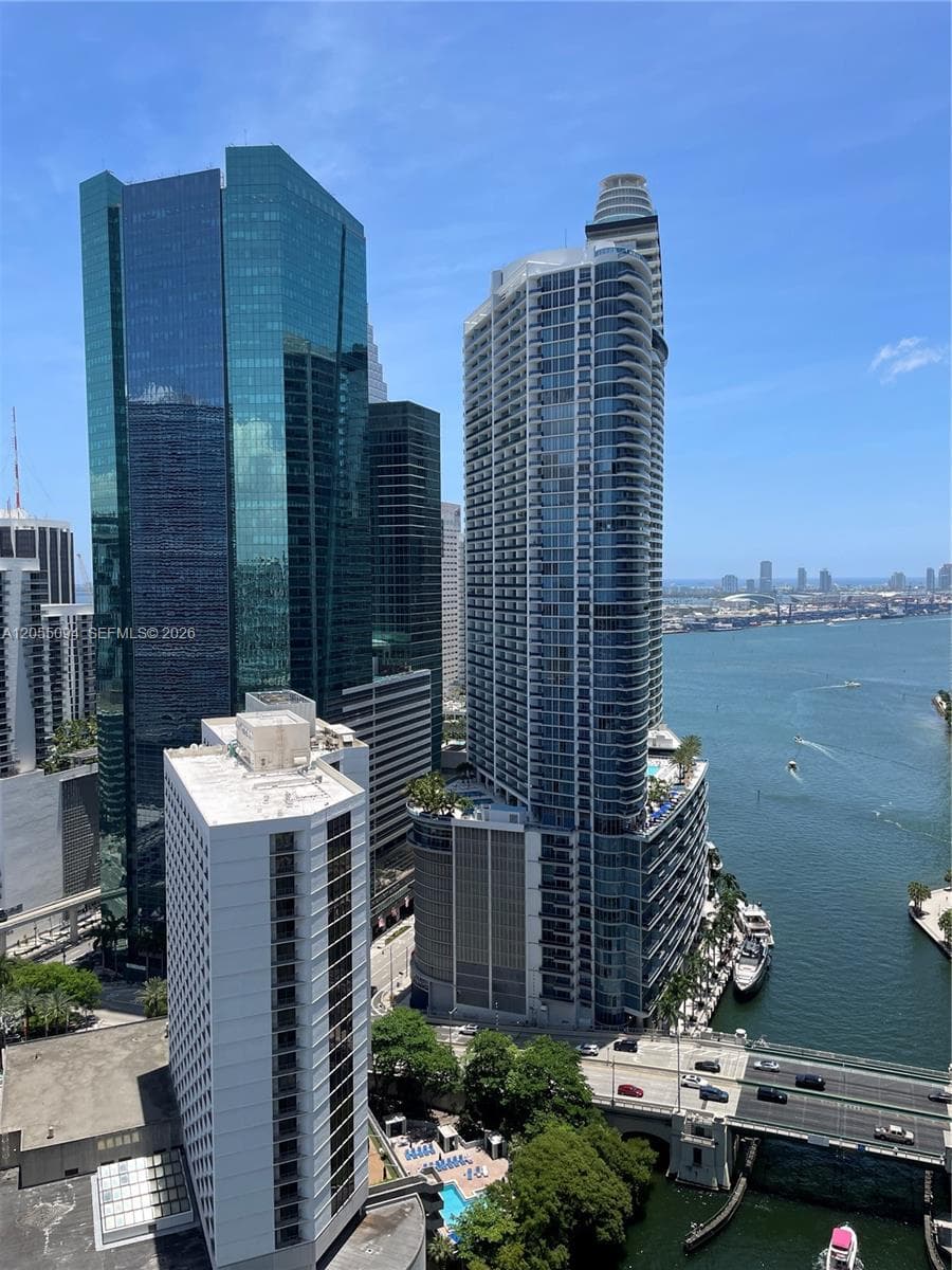 31 SE 5th St # 3712, Miami, FL 33131 photo 6