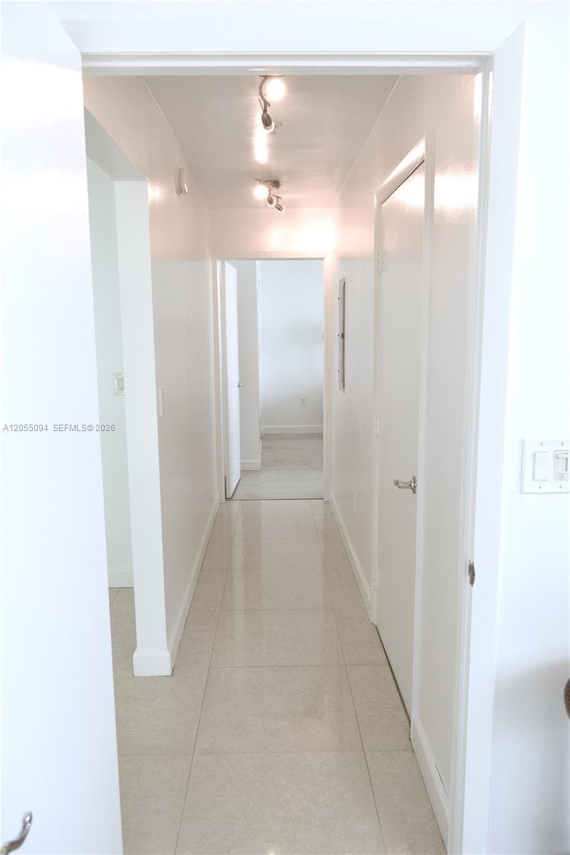 31 SE 5th St # 3712, Miami, FL 33131 photo 12