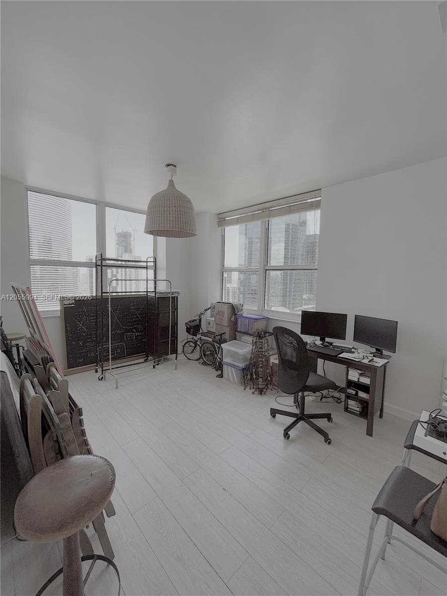 31 SE 5th St # 3712, Miami, FL 33131 photo 10