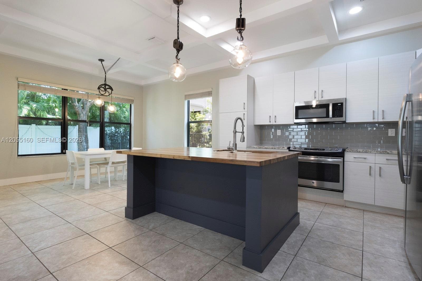 3565 W 97th St, Hialeah, FL 33018 photo 6
